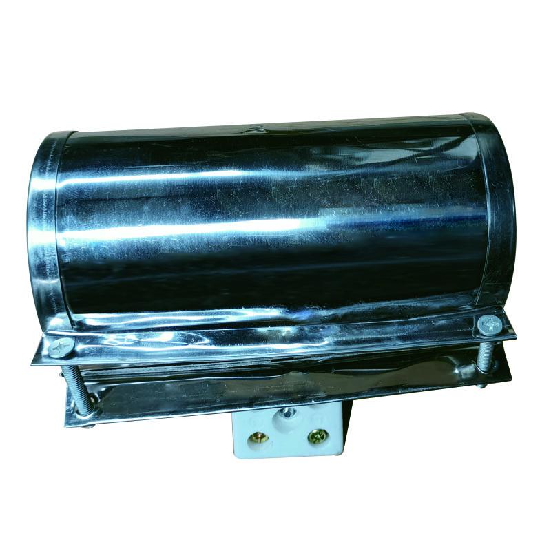 Discharge hole heating ring